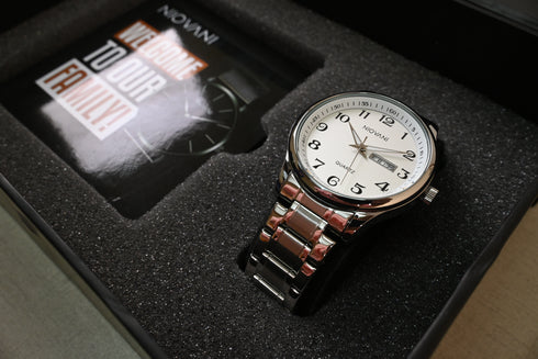 Niovani Classic (Sparkling Silver) - Men's Watch - Stainless Steel Strap - Date & Day Function - 1 Year Warranty - Water Resistance