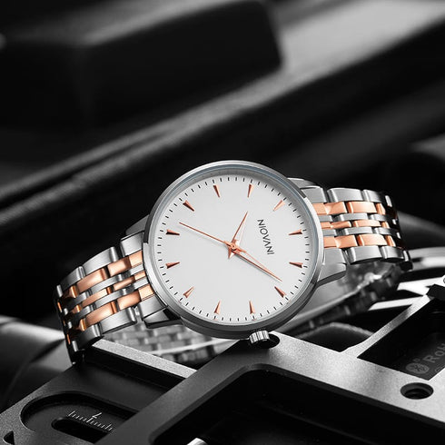 Niovani Regal - Men's Watch - Stainless Steel Strap - 1 Year Warranty - Water Resistance