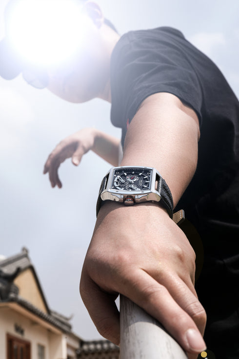 Megir - Men's Watch - 1 Year Warranty - Genuine Leather Strap - Chronograph - 3 ATM Water Resistant