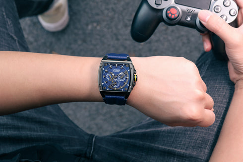 Megir - Men's Watch - 1 Year Warranty - Genuine Leather Strap - Chronograph - 3 ATM Water Resistant
