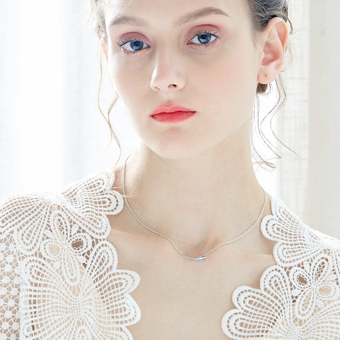 Niovani Hope Necklace! - Rhodium Plated! - Timeless Design! - Free Box Packaging!