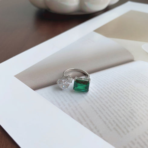 Modern Renaissance (Emerald Green & White) - Adjustable Ring - Pure Sterling Silver (Chandi) - Free Box Packaging