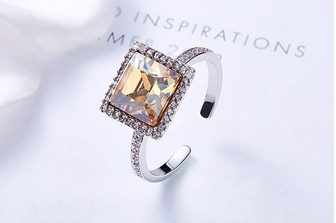 Ring of Elizabeth! (Majestic Brown) - Adjustable Size! - Rhodium Plated ! - with European Crystals! - Free Box Packaging!