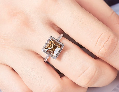 Ring of Elizabeth! (Majestic Brown) - Adjustable Size! - Rhodium Plated ! - with European Crystals! - Free Box Packaging!
