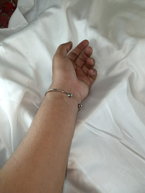 Knot of Hope Bracelet! - 316L Stainless Steel! - Free Box Packaging!