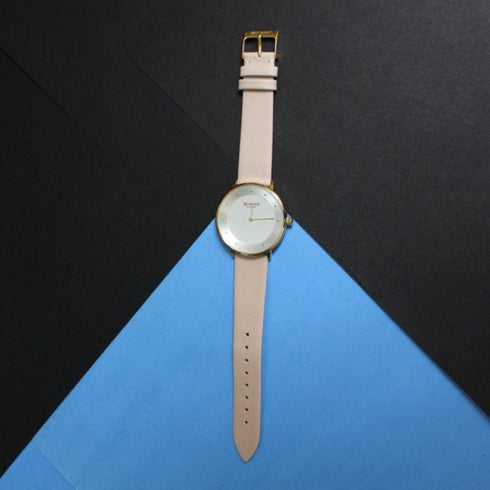 Curren Feminine - Women's Watch - Gold Metal - Two Hand Dial - Genuine Leather Strap! - 1 Year Warranty!