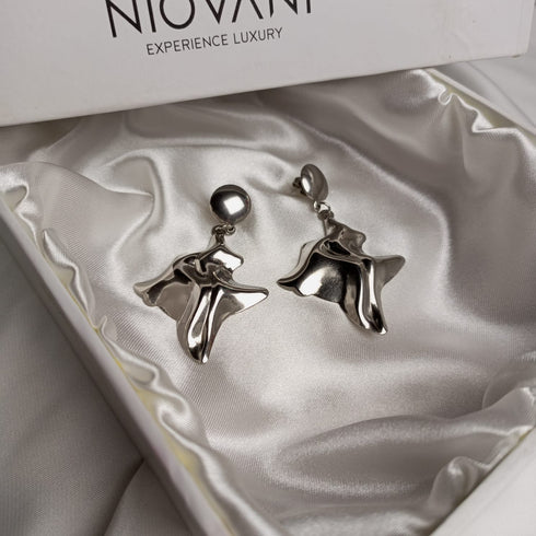 Luxury Chunk Earrings! - Sparkling! - New Design! - Free Box Packaging!