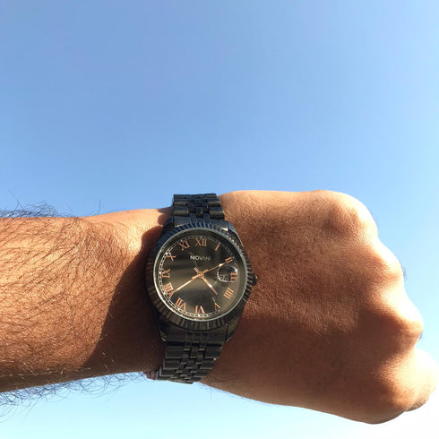 Niovani Ace - Unisex Watch - Date Feature - Stainless Steel Strap - 1 Year Warranty - Water Resistance