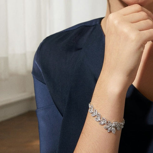 Shimmering Leaves Bracelet - AAA Cubic Zirconia - Free Box Packaging - Free Carry Bag