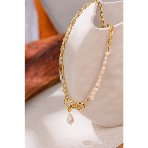 Avanti Necklace - Natural Freshwater Pearls - 18K Genuine Gold Plated over Pure Stainless Steel - Non Tarnish - Chic Design! - Free Box Packaging!